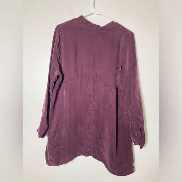 soft surroundings Blouse Sz L Purple Soft Button Front FLAW Missing Bottom Butto - Picture 6 of 10